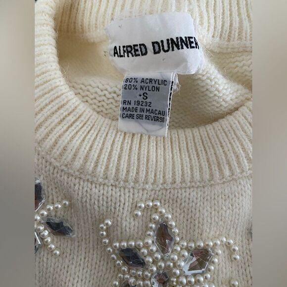 Vintage Sparkly Sweater Snowflakes Rhinestone Winter White Size Small - Picture 5 of 8